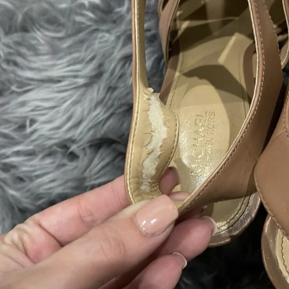 Michael Kors Tan Heels - Picture 4 of 5